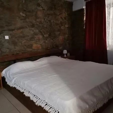 Saronic Citadel Seaside With Pool And 400mbps Starlink Internet * Salamís