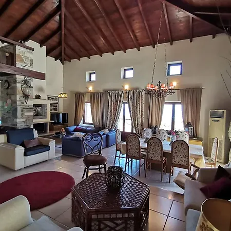Saronic Citadel Seaside With Pool And 400mbps Starlink Internet * Salamís
