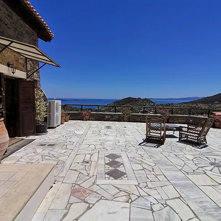 Saronic Citadel Seaside With Pool And 400mbps Starlink Internet Salamís