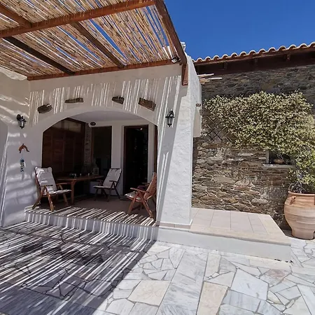 Saronic Citadel Seaside With Pool And 400mbps Starlink Internet