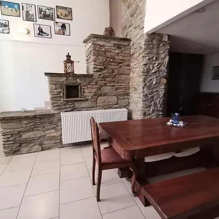 Villa Saronic Citadel Seaside With Pool And 400mbps Starlink Internet Salamís