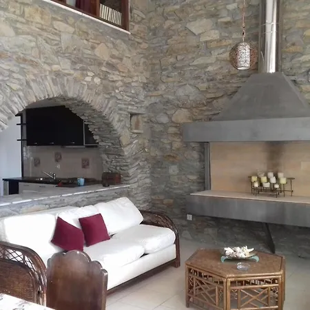 Saronic Citadel Seaside With Pool And 400mbps Starlink Internet *