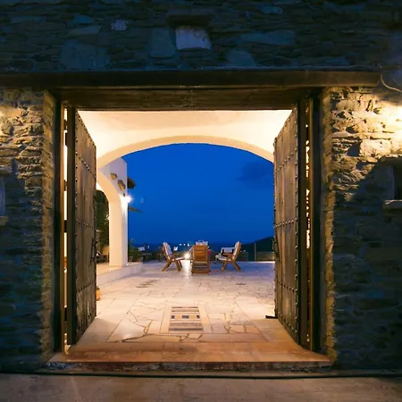 Saronic Citadel Seaside With Pool And 400mbps Starlink Internet * Salamís